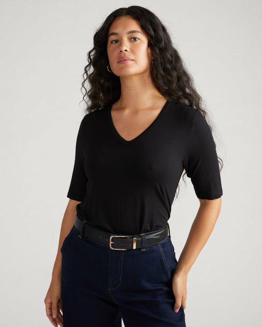 Universal Standard Lily Liquid Jersey V-Neck Stovepipe Tee - Black