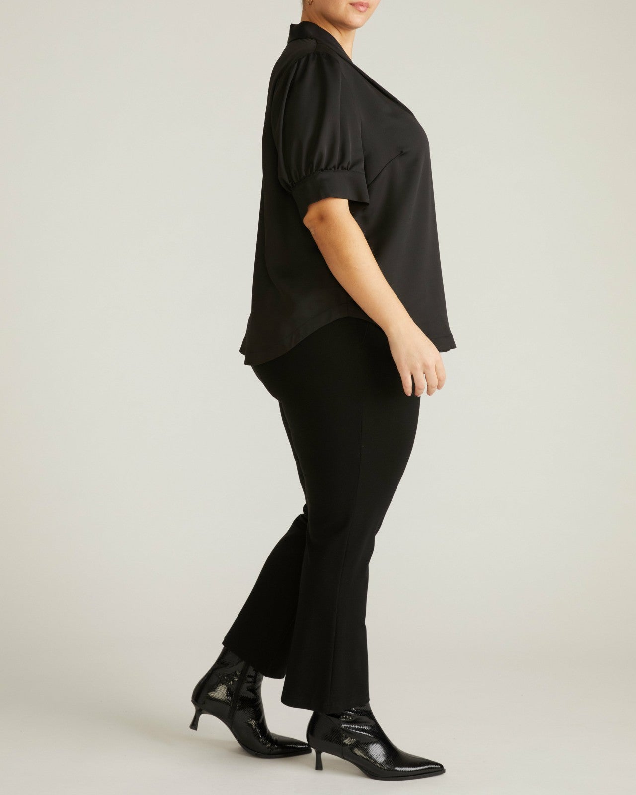 Universal Standard Beatrice Soft Satin Top - Black