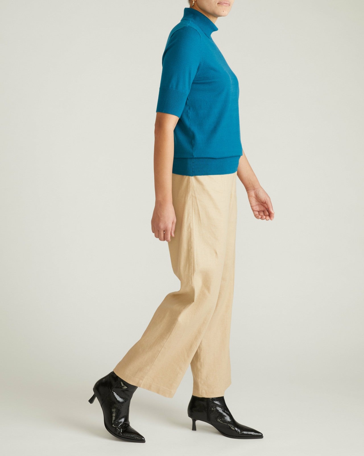 Universal Standard Savvy Fine Knit Turtleneck Sweater Top - Blue Beetle