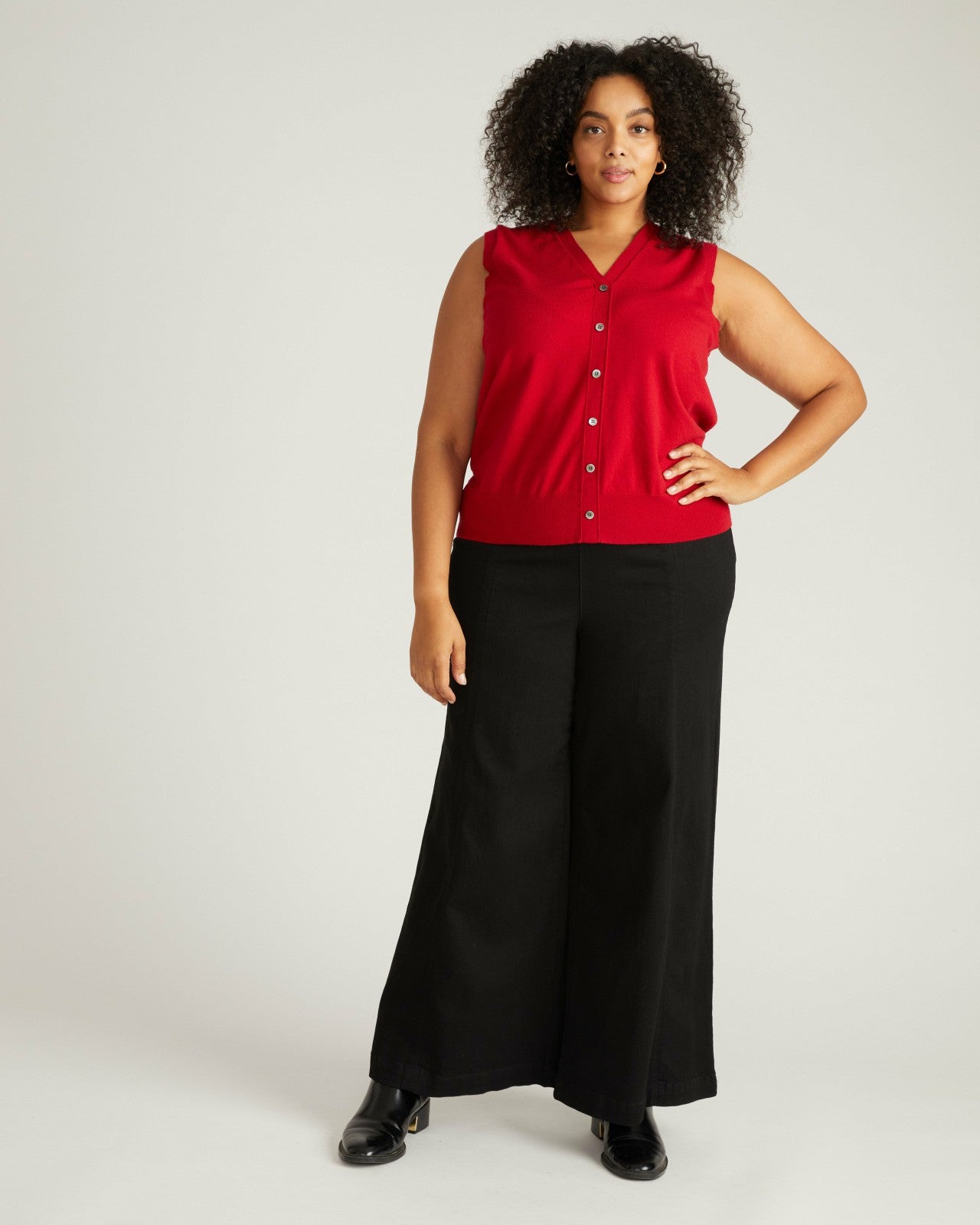 Universal Standard Savvy Fine Knit Cardigan Vest - Carmine
