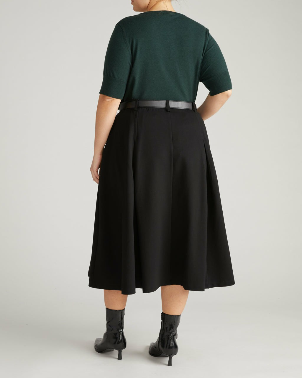 Universal Standard Aleya Pleated Ponte Skirt - Black