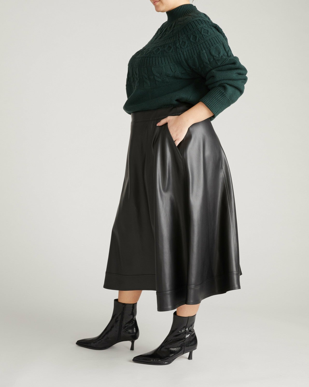 Universal Standard Charlotte Faux Leather Skirt - Black