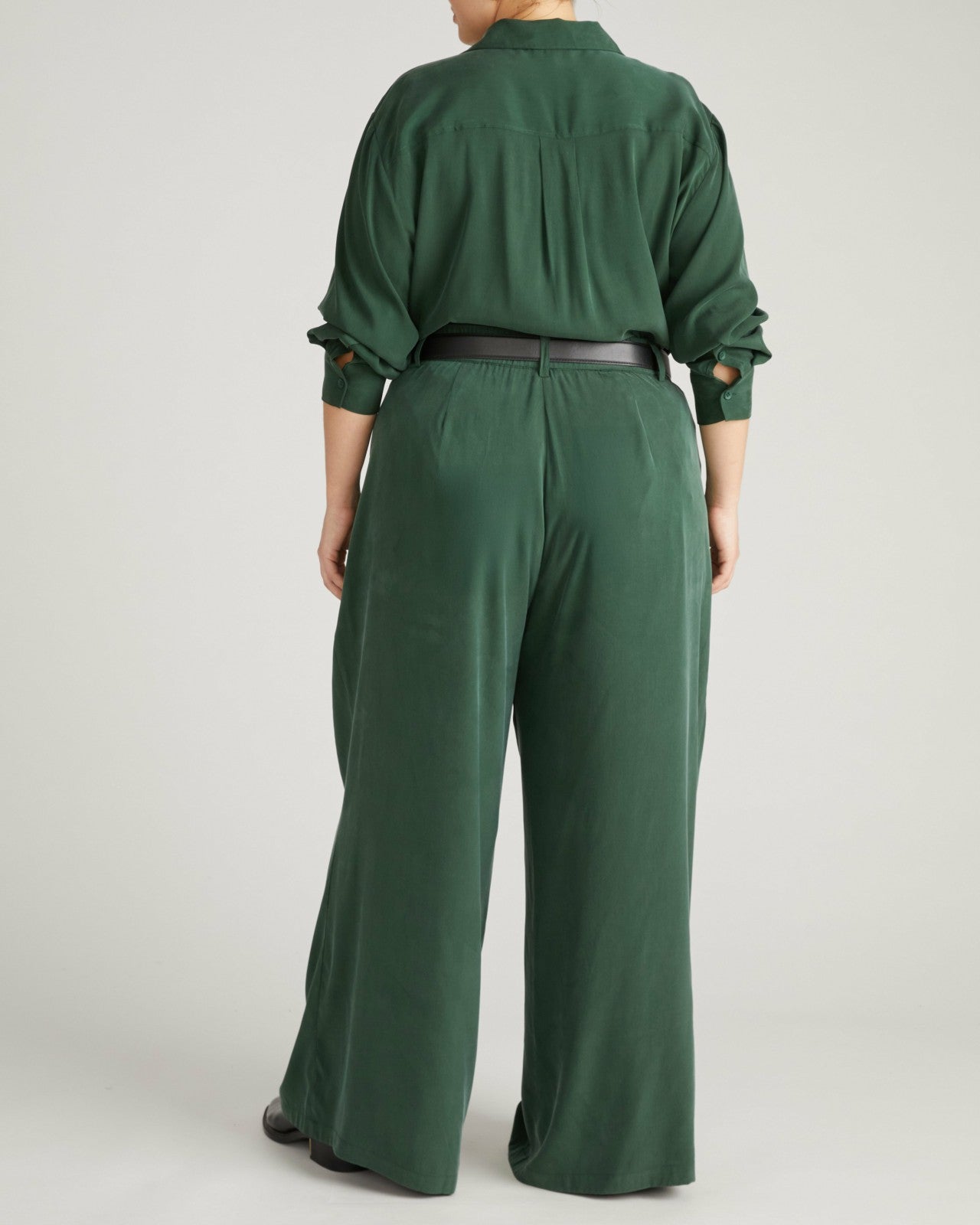 Universal Standard Palais Cooling Cupro Wide Leg Pant - Forest Green