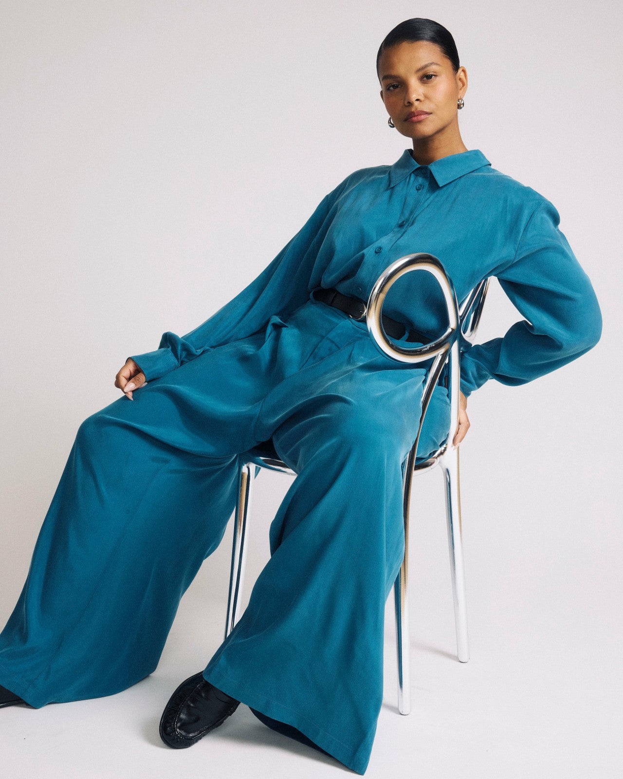 Universal Standard Palais Cooling Cupro Wide Leg Pant - Blue Beetle