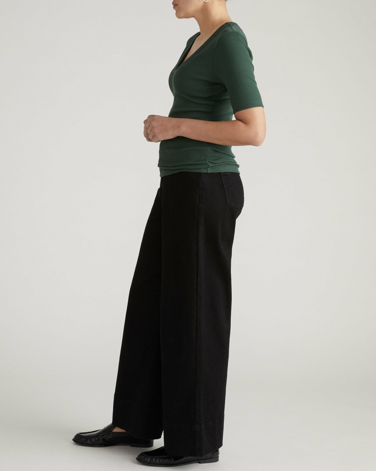 Universal Standard Classic V-Neck Ribbed Tee - Conifer