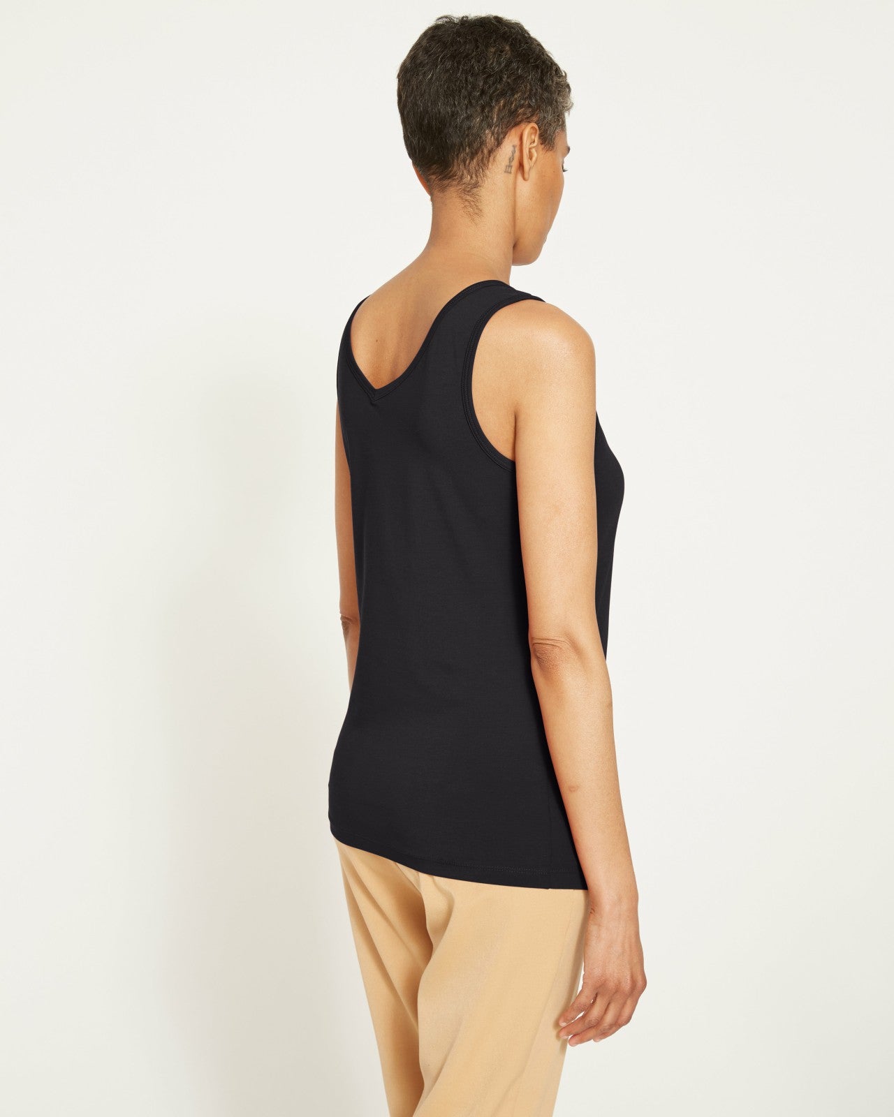 Universal Standard Double V Tank - Black