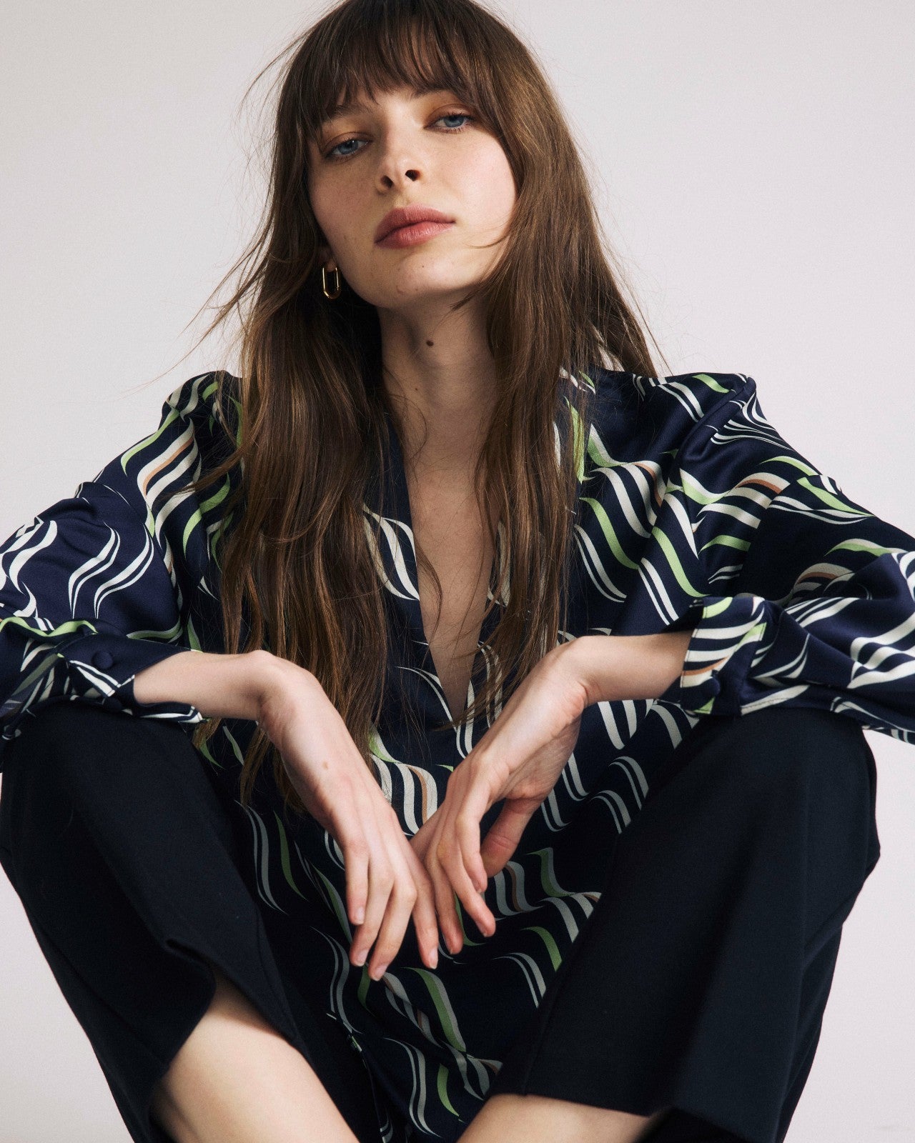 Universal Standard Cambria Soft Satin Blouse - Paddington Ribbon Print