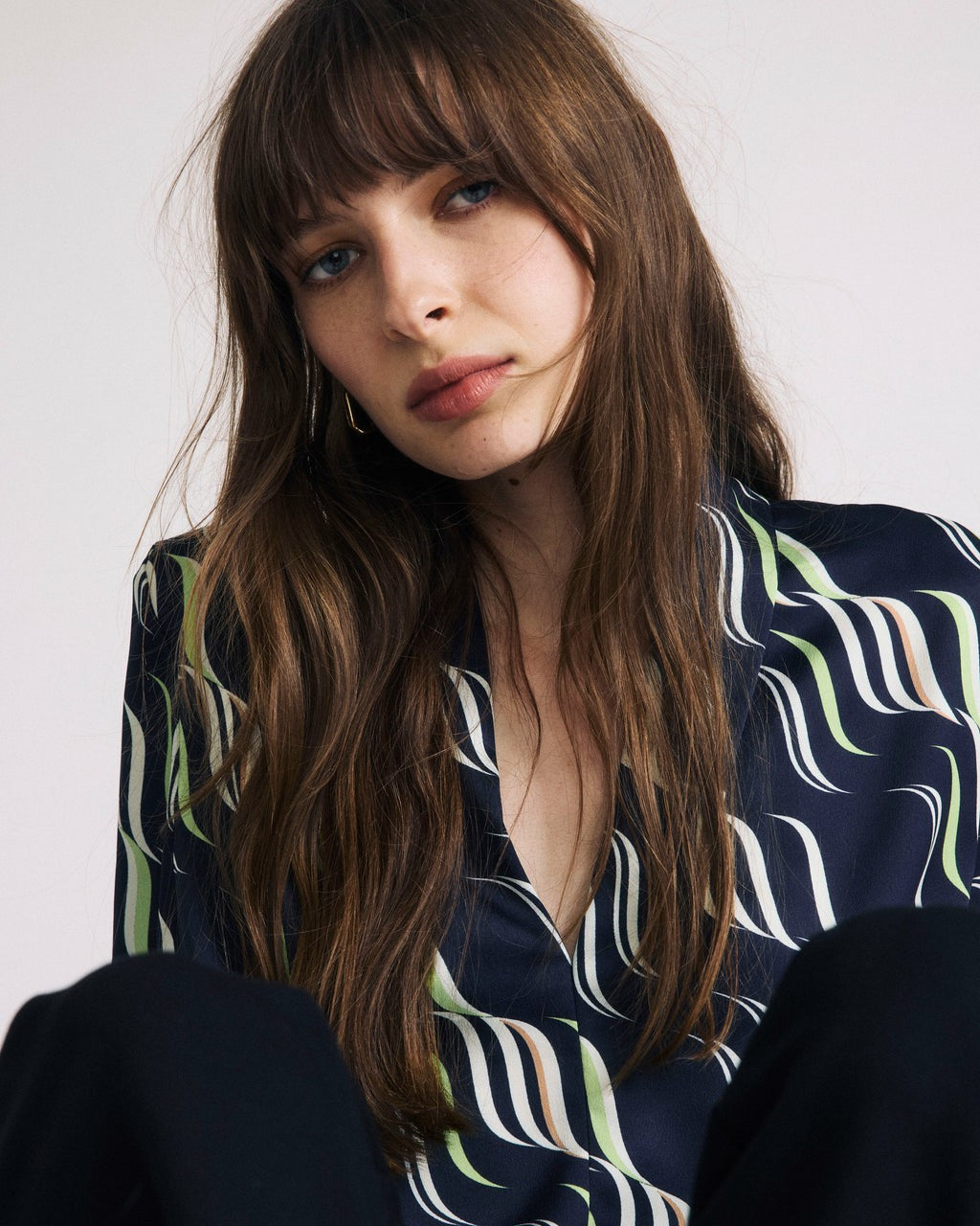 Universal Standard Cambria Soft Satin Blouse - Paddington Ribbon Print