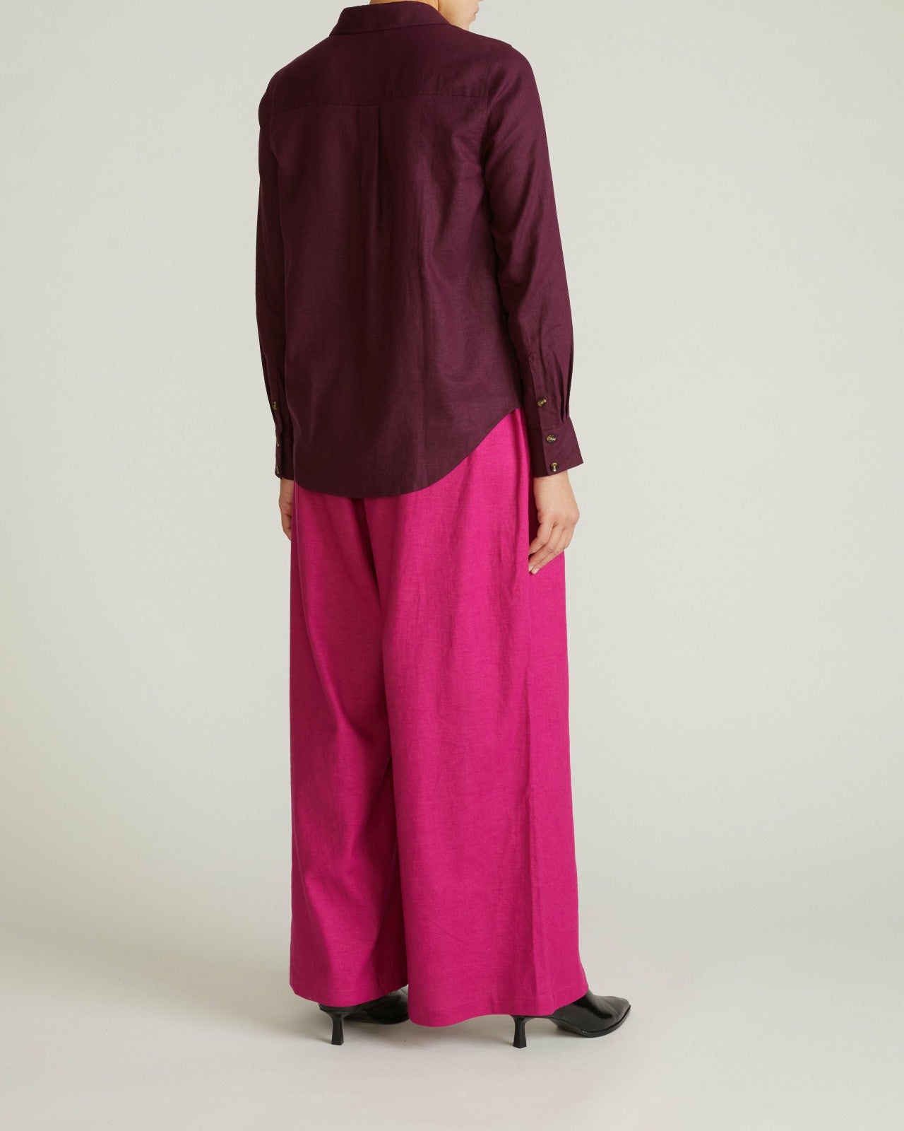 Universal Standard Elbe Stretch Linen Blend Shirt - Acai