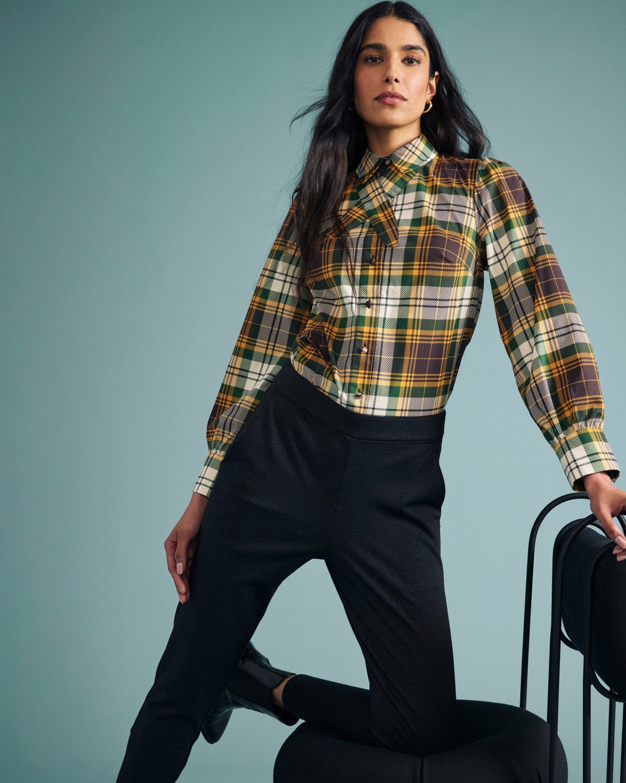 Universal Standard Janet Tie-Neck Cotton Poplin Shirt - Brown Plaid