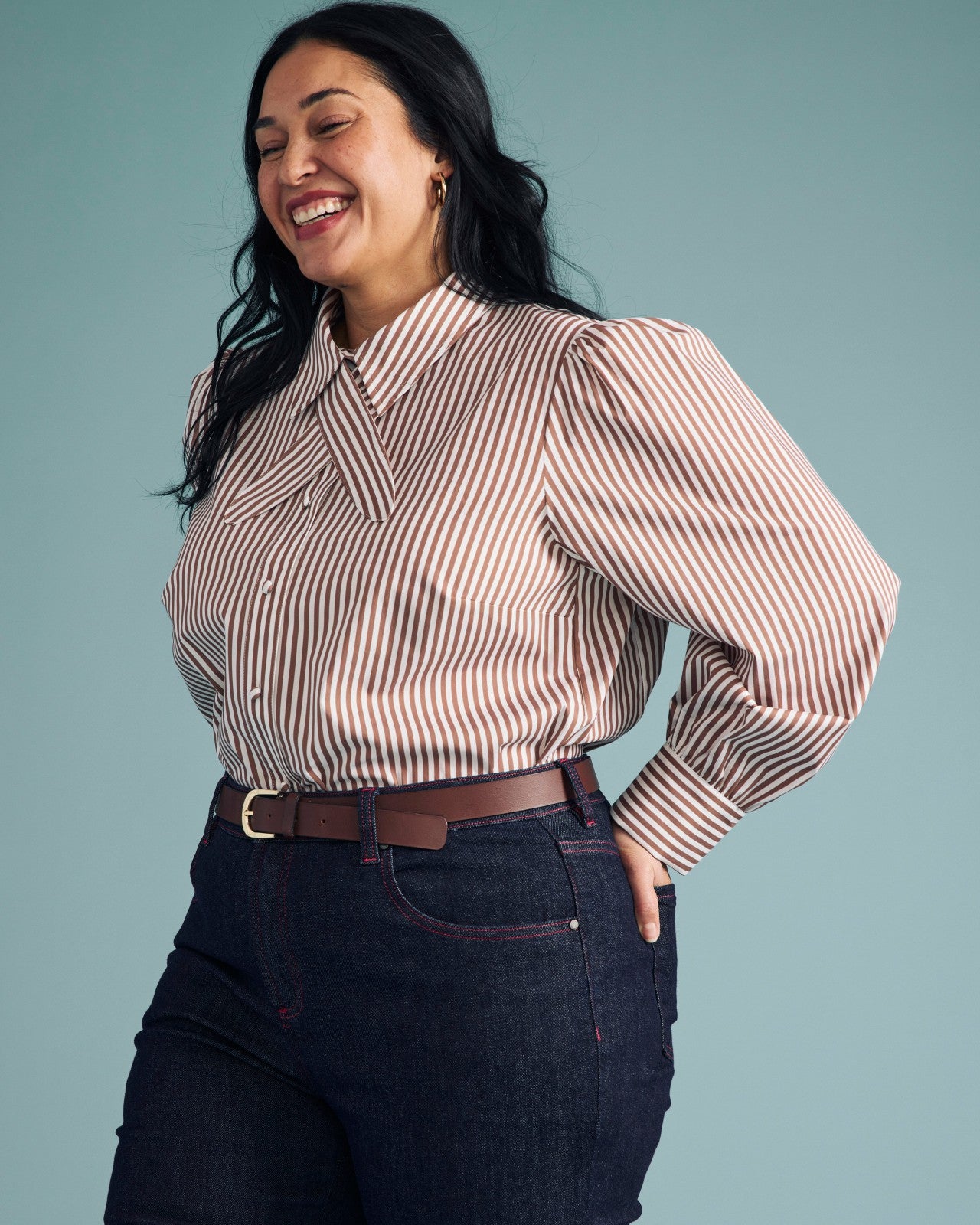 Universal Standard Janet Tie-Neck Cotton Poplin Shirt - Allspice/White Stripe