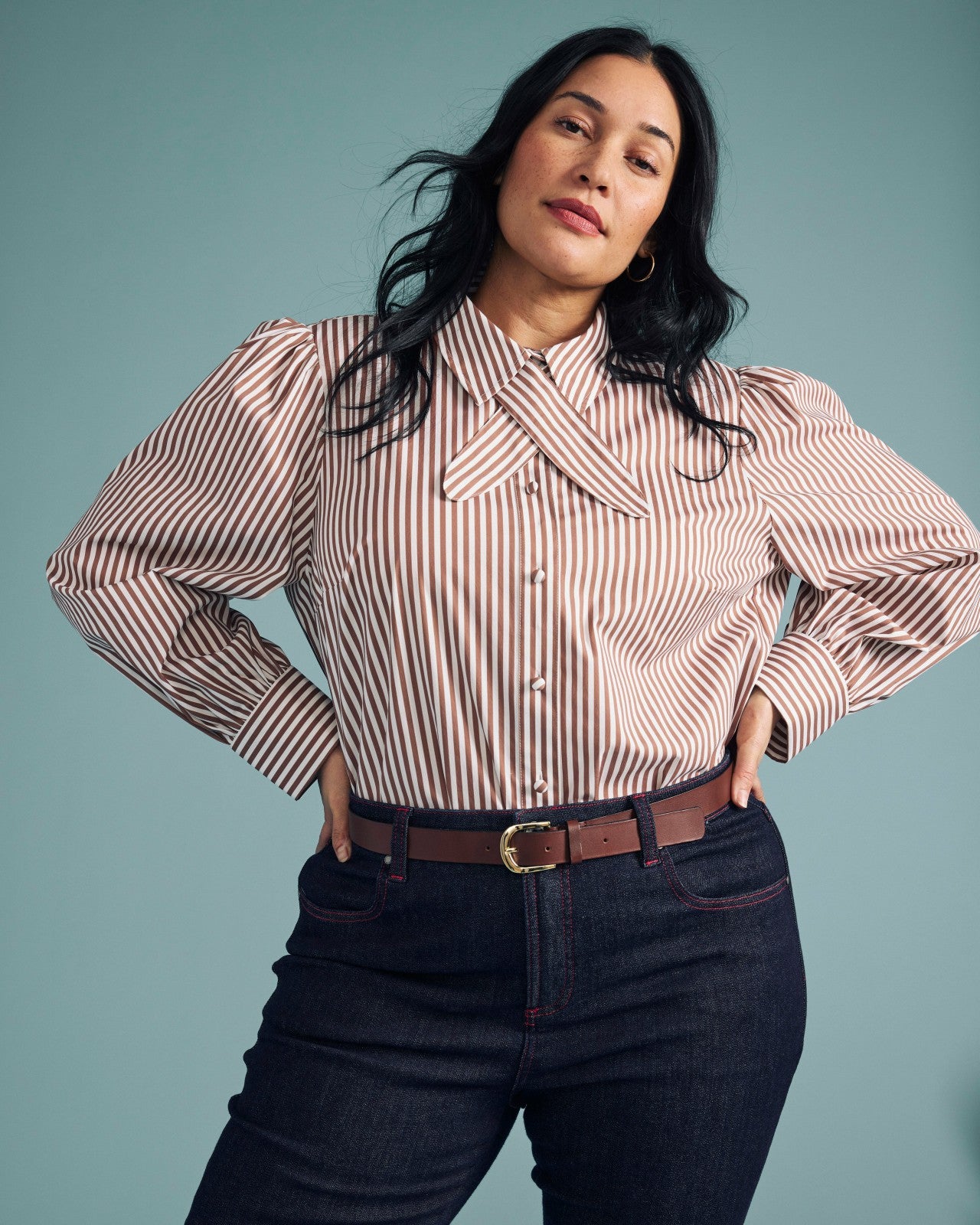 Universal Standard Janet Tie-Neck Cotton Poplin Shirt - Allspice/White Stripe