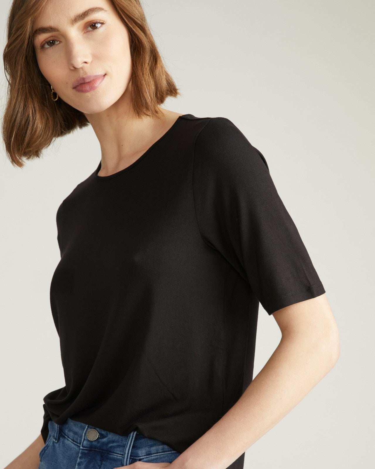 Universal Standard Lily Liquid Jersey Crew Neck Stovepipe Tee - Black