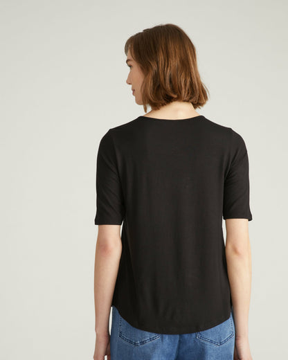 Universal Standard Lily Liquid Jersey Crew Neck Stovepipe Tee - Black