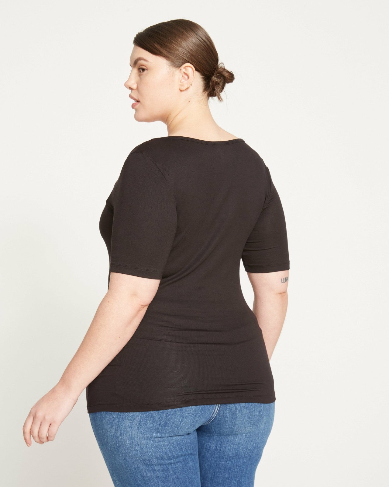 Universal Standard Cloud Rib Short Sleeve Square Neck Tee - Black