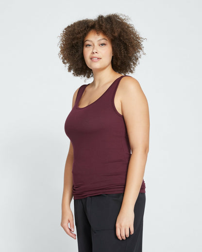 Universal Standard Cloud Rib Tank - Black Cherry