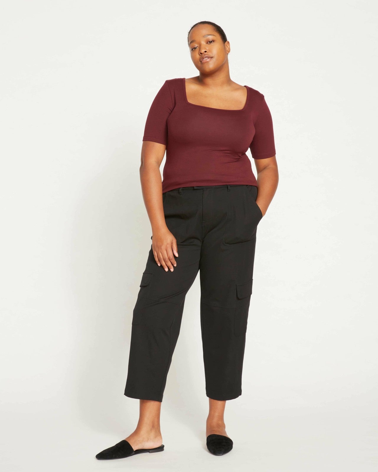Universal Standard Cloud Rib Short Sleeve Square Neck Tee - Black Cherry
