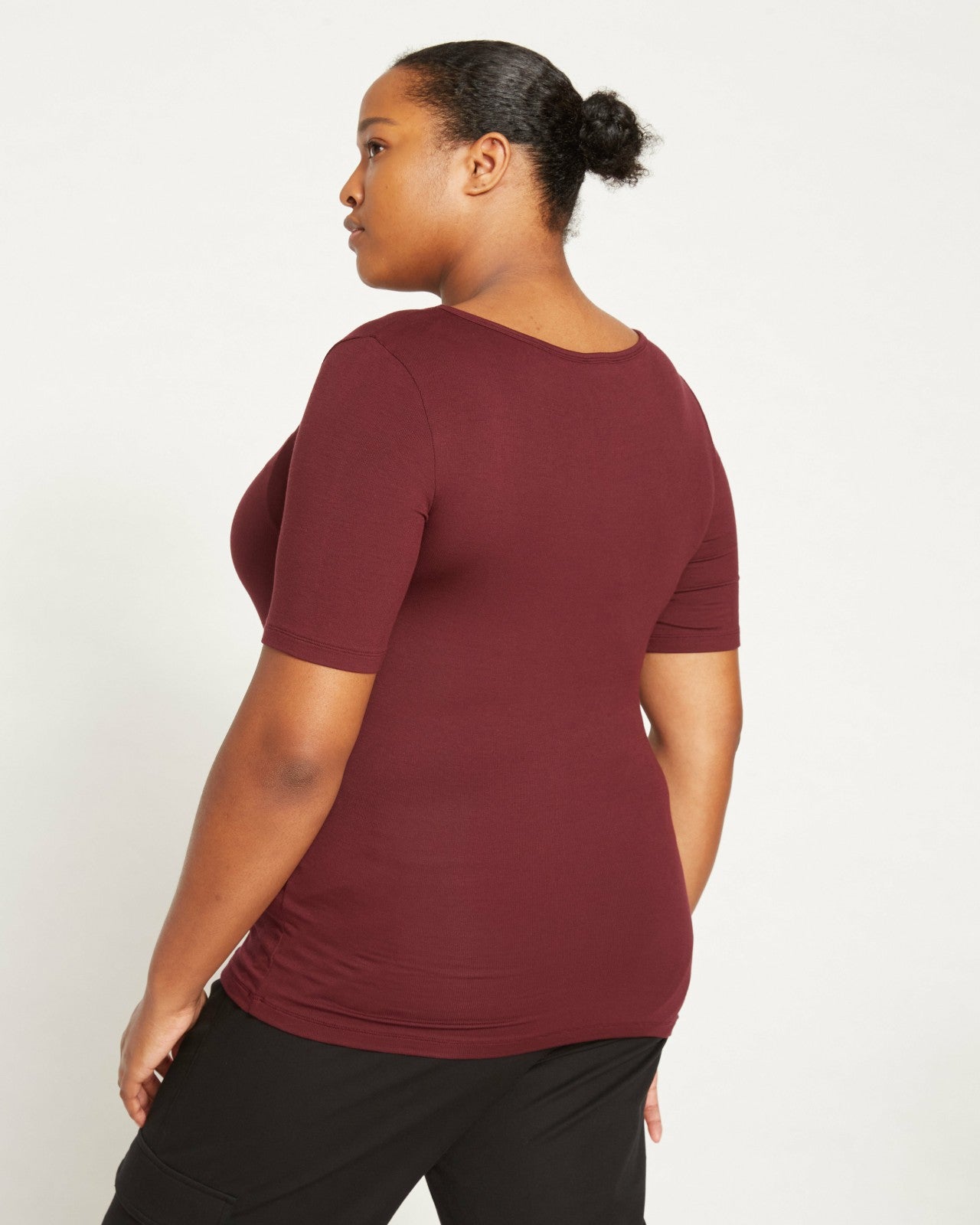 Universal Standard Cloud Rib Short Sleeve Square Neck Tee - Black Cherry