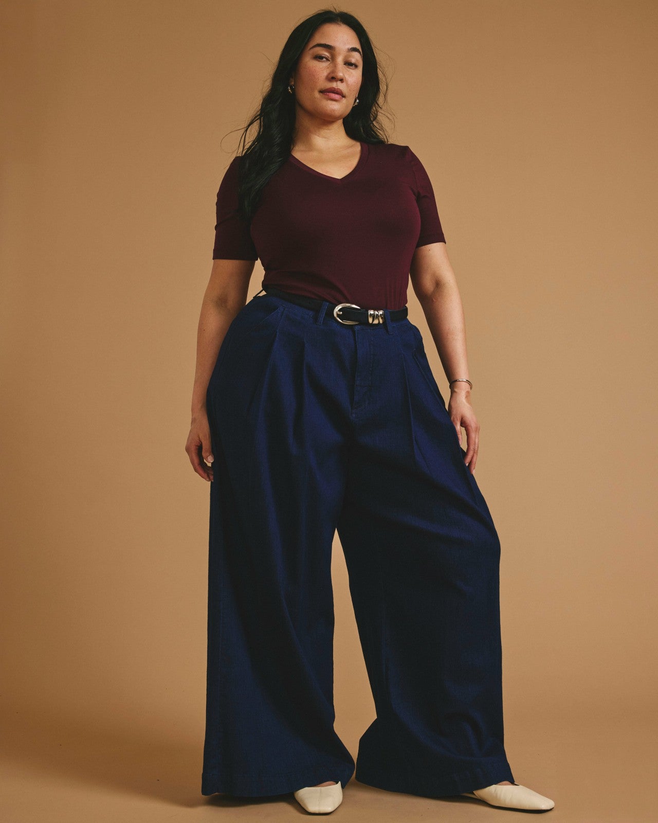 Universal Standard Cloud Rib Short Sleeve V-Neck Tee - Black Cherry