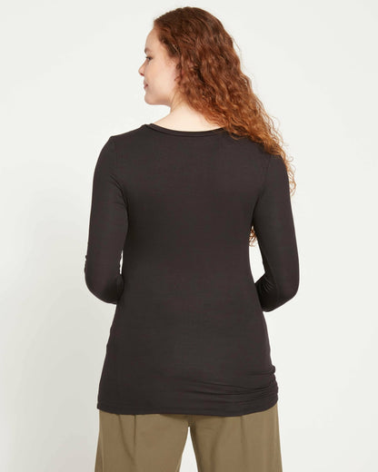 Universal Standard Cloud Rib Long Sleeve V-Neck Tee - Black