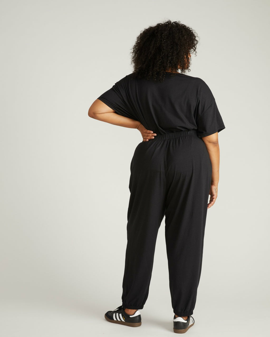 Universal Standard Wendy Lounge Jogger - Black