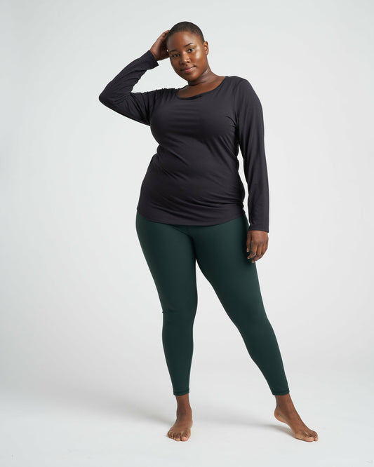 Universal Standard Mia Long Sleeve Movement Tee - Black