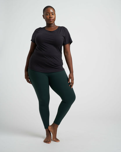 Universal Standard Mia Movement Tee - Black