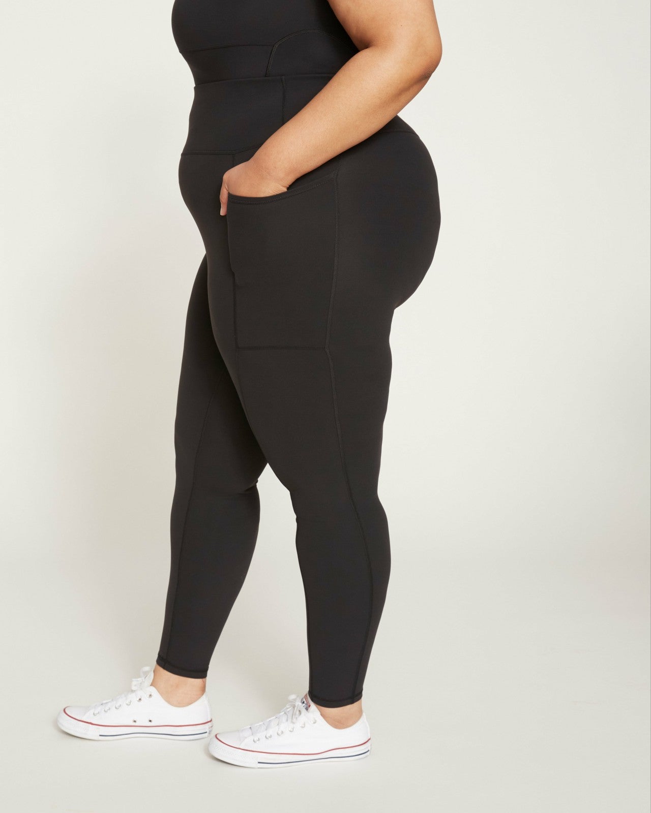 Universal Standard Next-to-Naked Pocket Legging - Black