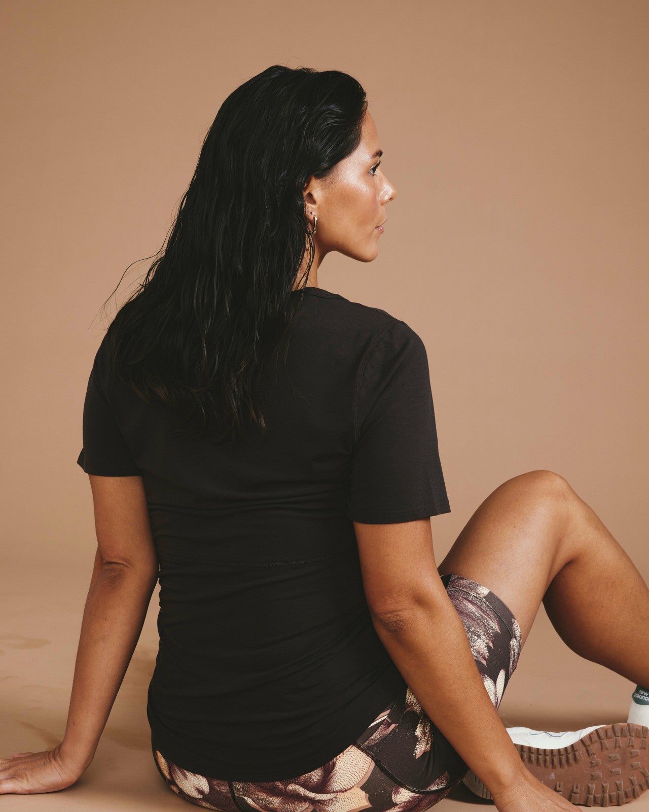 Universal Standard Mia Movement Tee - Deep Brown
