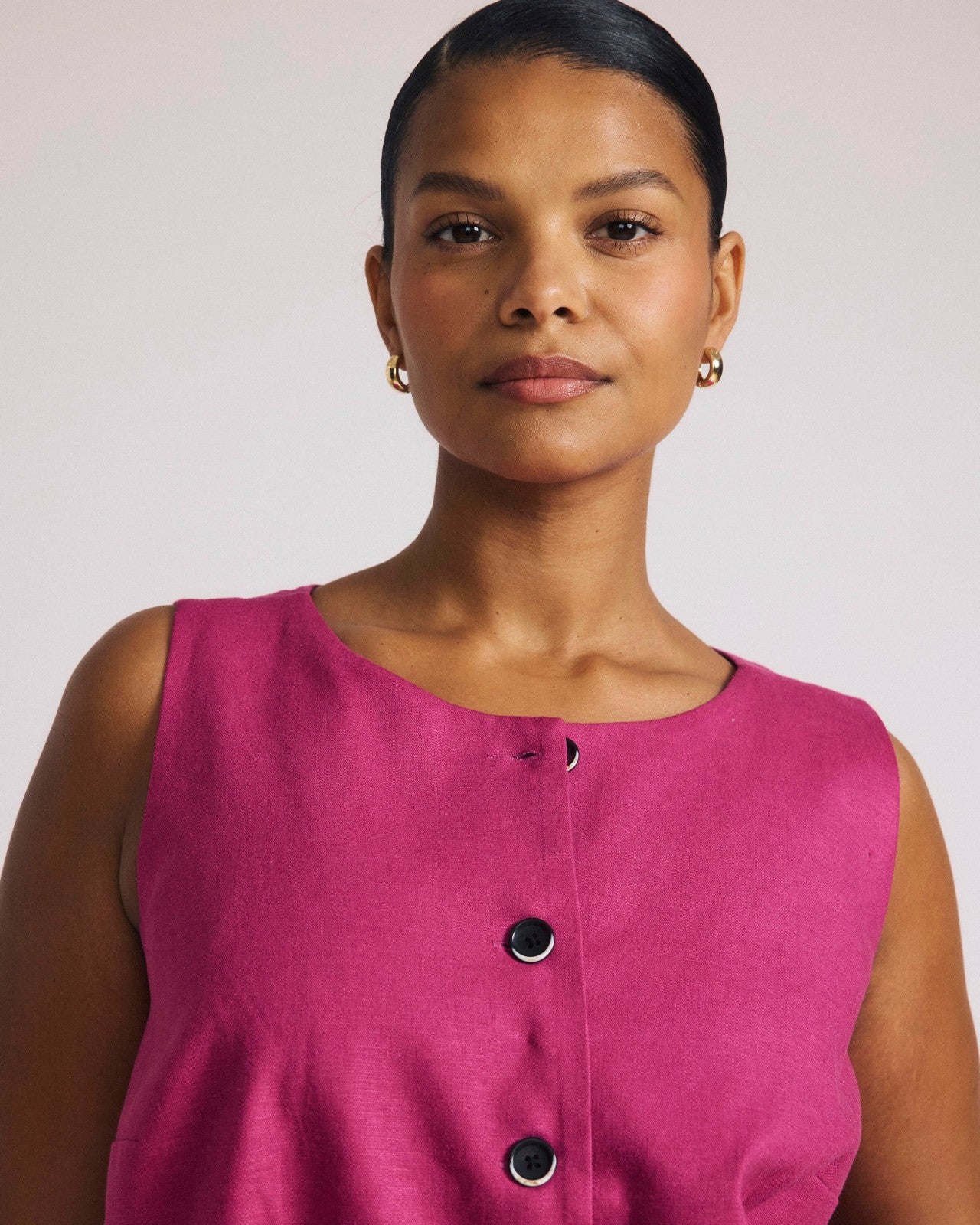 Universal Standard Tamsin Stretch Linen Blend Vest - Hyper Pink