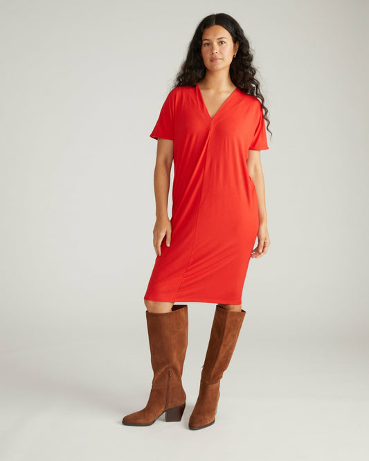Universal Standard Teresa Liquid Jersey V-Neck Dress - Lipstick
