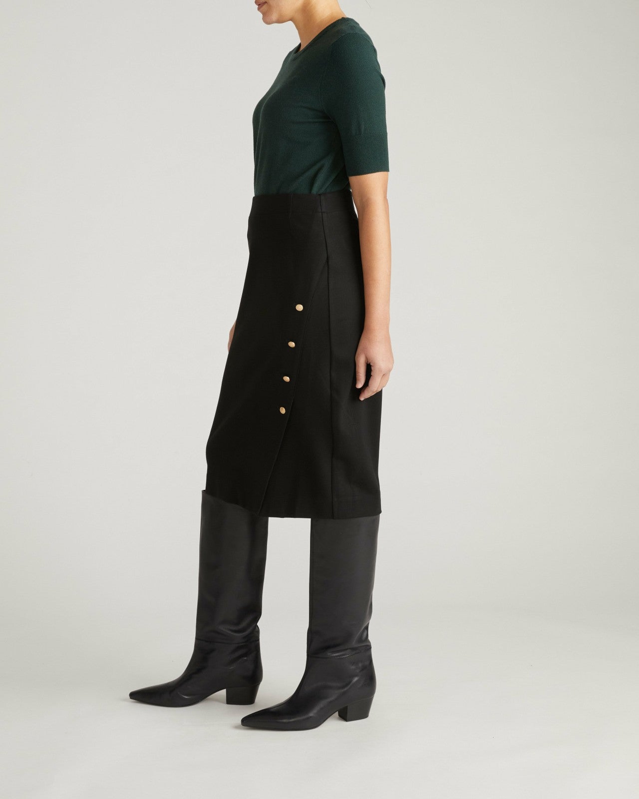 Universal Standard Anya Ponte Skirt - Black with Gold Buttons