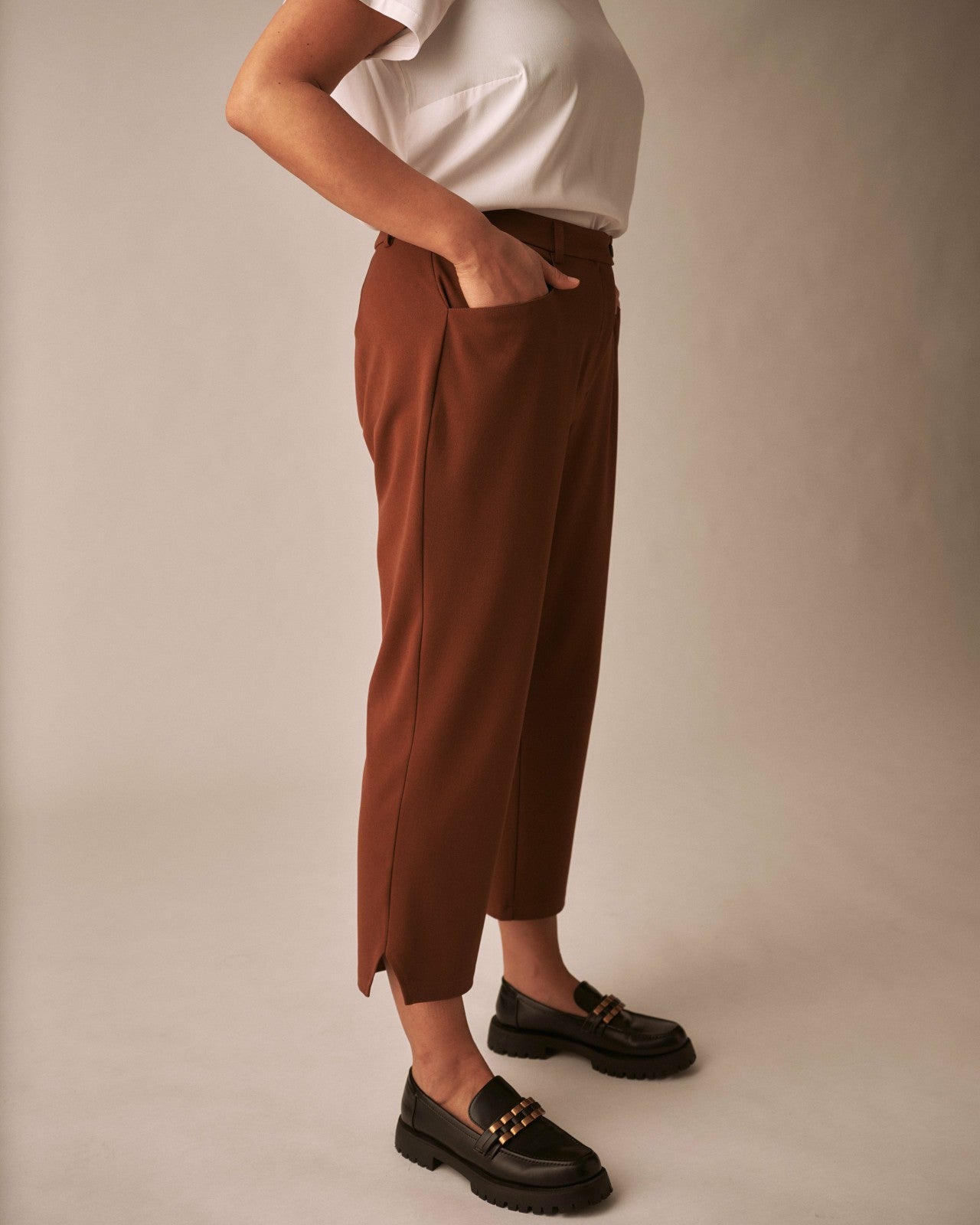 Universal Standard All Day Mercer Tapered Leg Pants - Pony