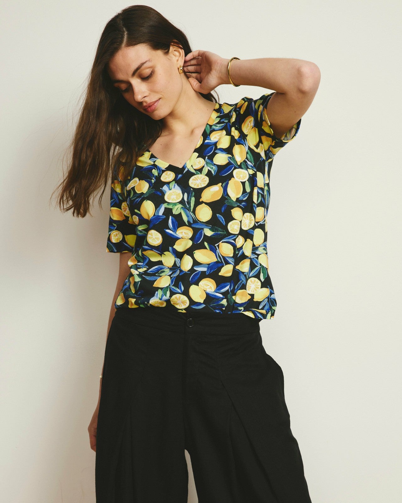 Universal Standard V Rex - Black Limoncello Print