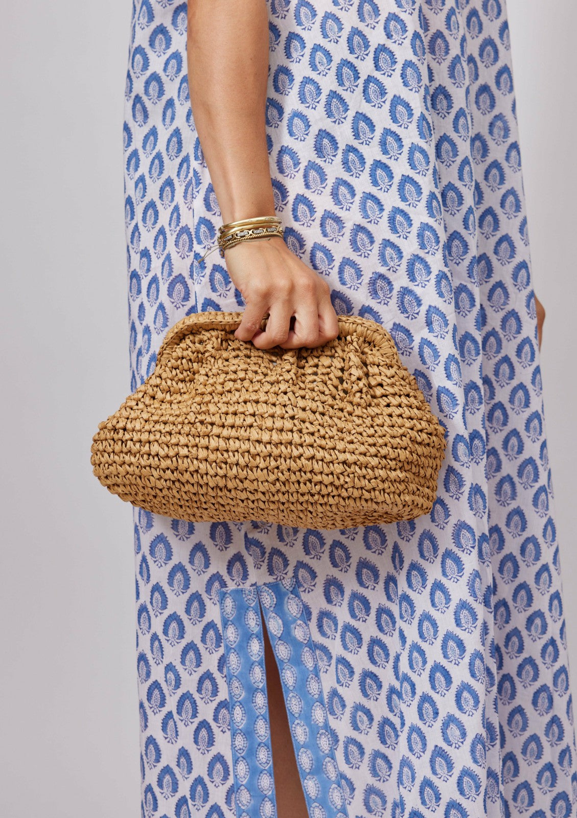 Universal Standard Hat Attack Frame Clutch
