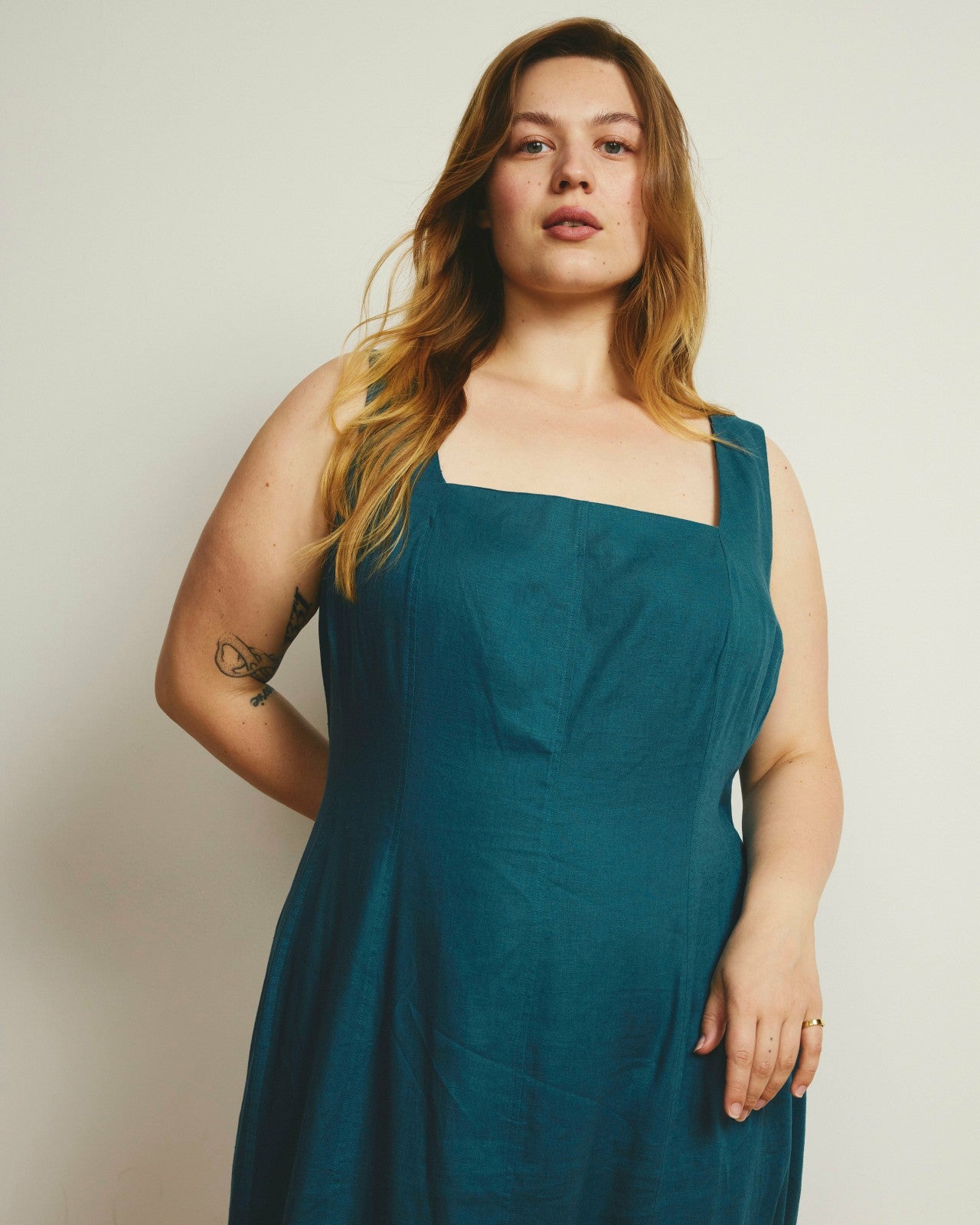 Universal Standard Saulay Square Neck Linen Blend Midi Dress - Ink Blue