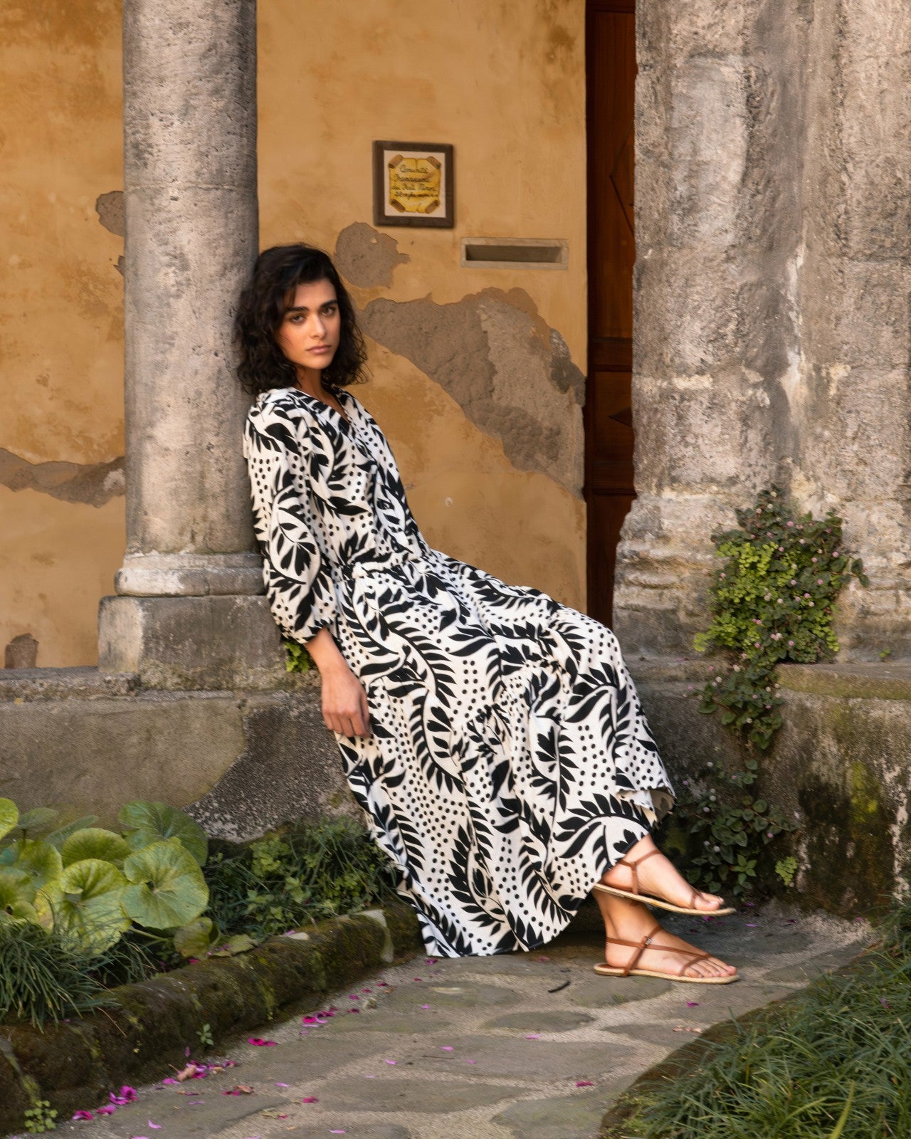 Universal Standard Sorrento Linen Blend Midi Dress - Vine Print
