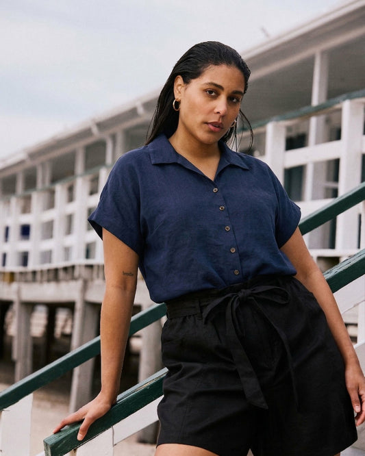 Universal Standard Sandy Short Sleeve Stretch Linen Blend Shirt - Navy