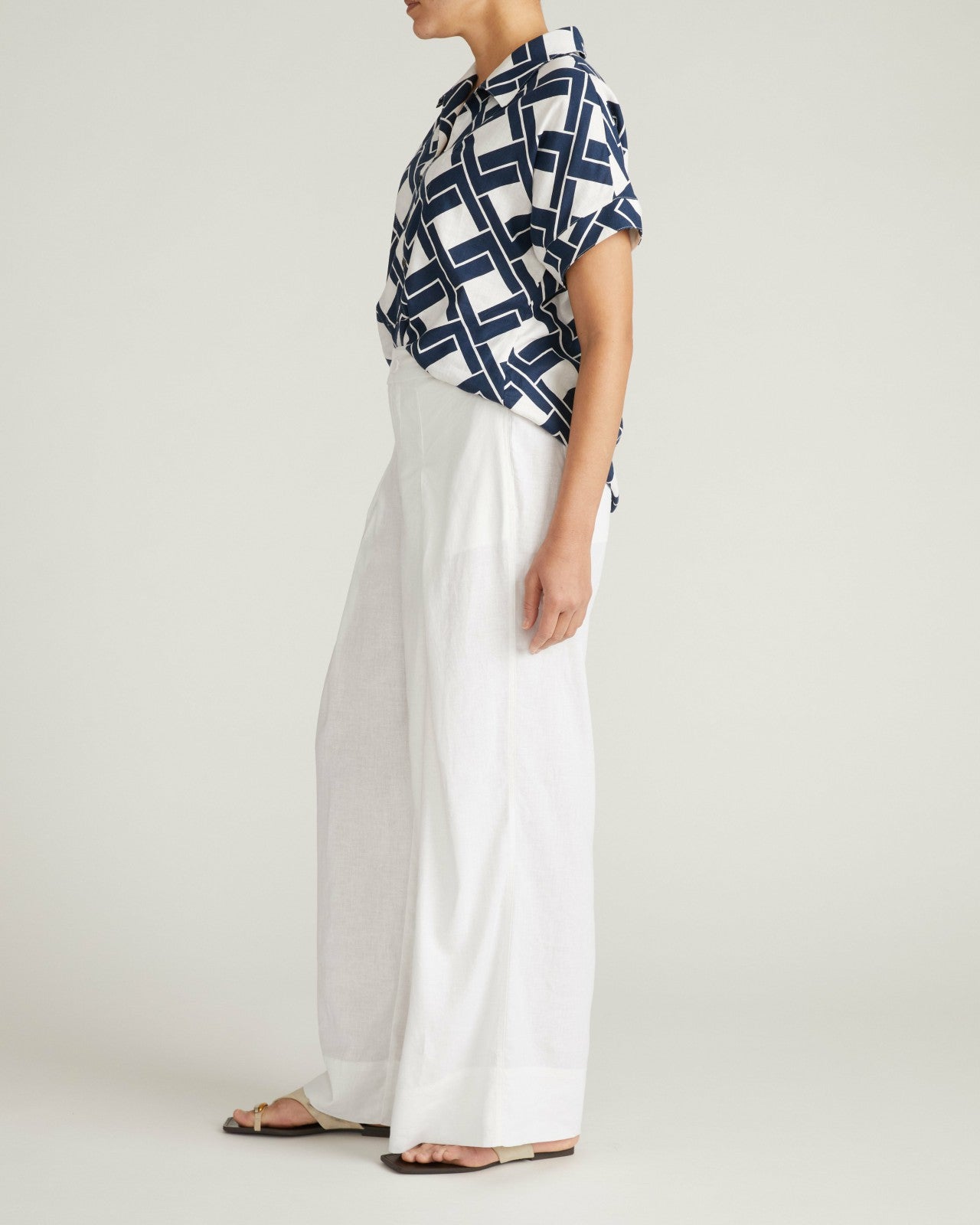 Universal Standard Sandy Short Sleeve Stretch Linen Blend Shirt - Geometrica Print