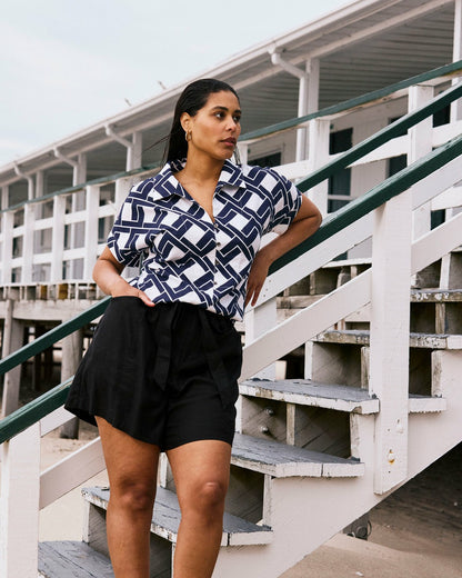 Universal Standard Sandy Short Sleeve Stretch Linen Blend Shirt - Geometrica Print