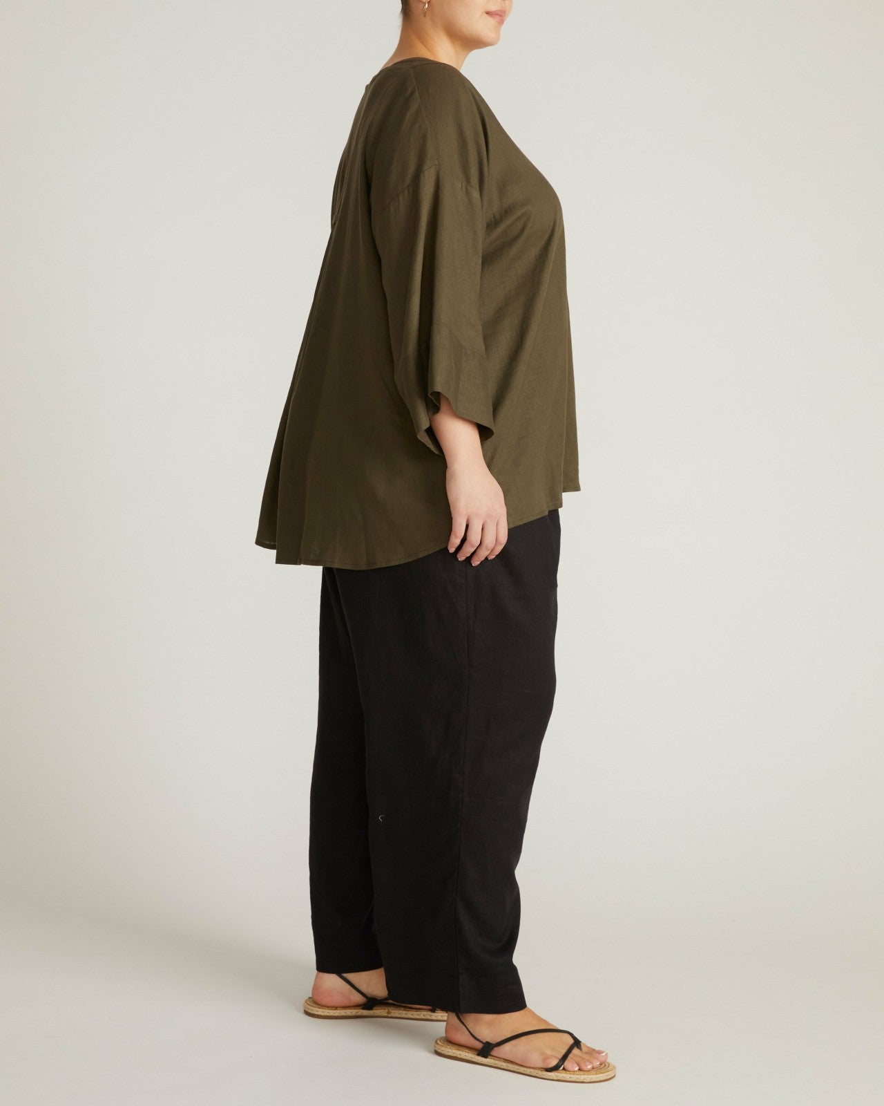 Universal Standard Elio V-Neck Linen Blend Top - Camo