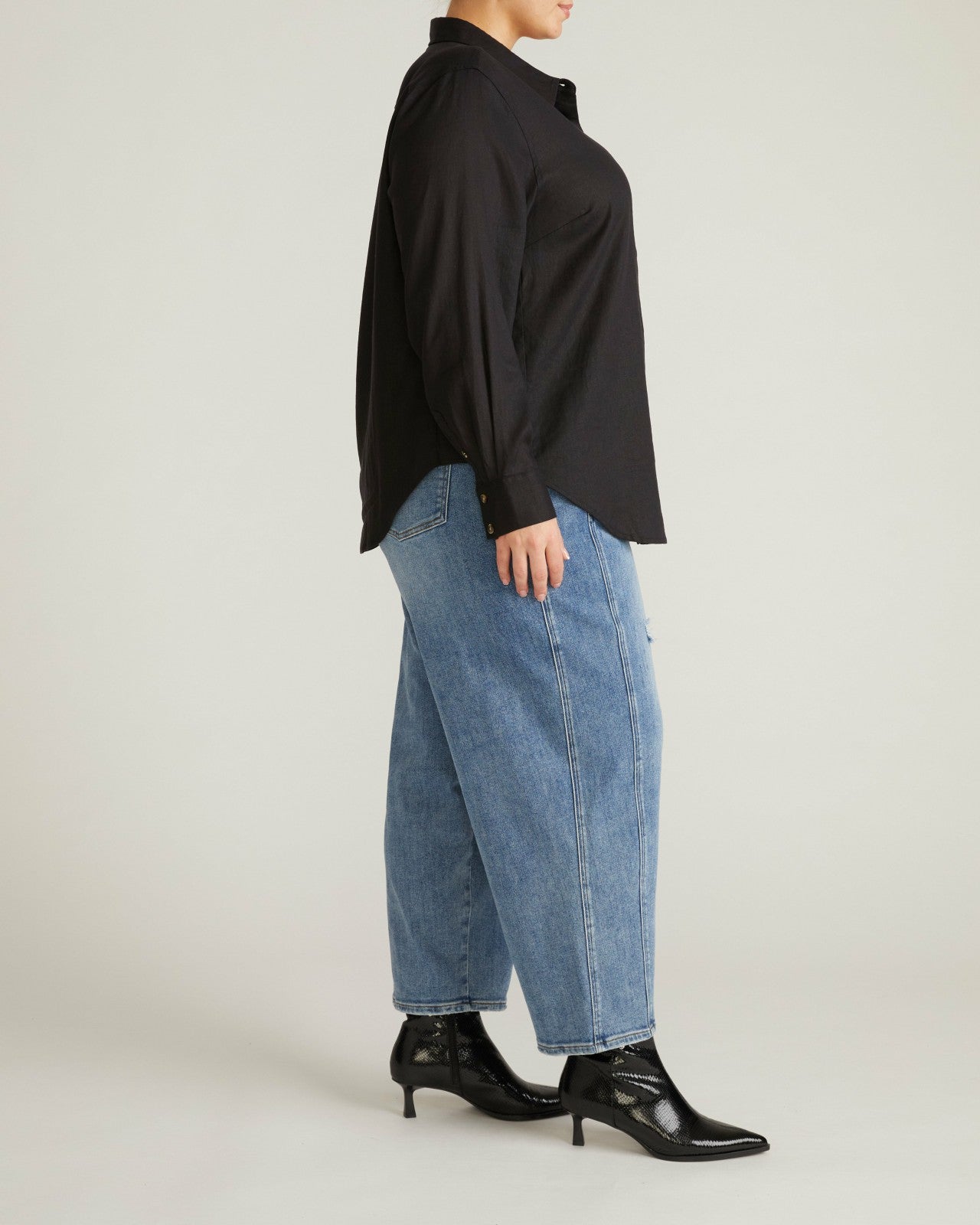 Universal Standard Elbe Stretch Linen Blend Shirt - Black