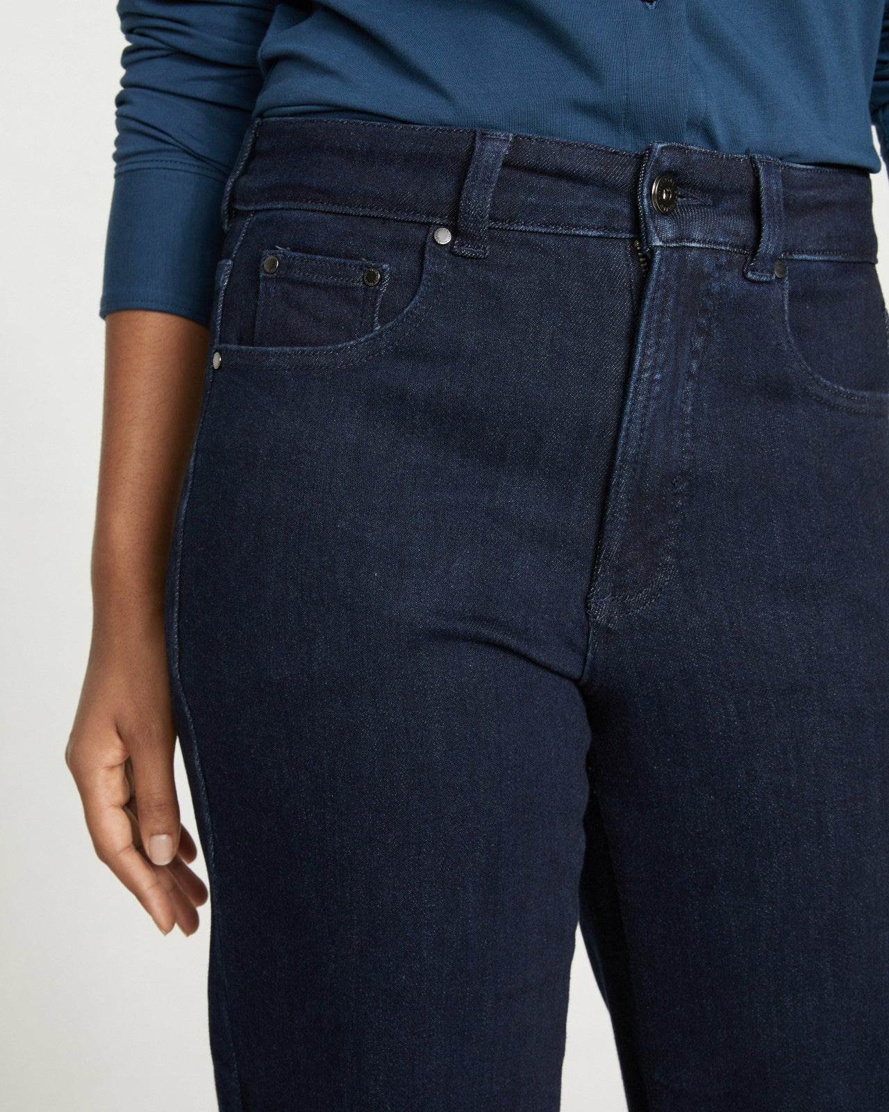 Universal Standard Etta High Rise Straight Leg Jeans 31 Inch - Dark Indigo