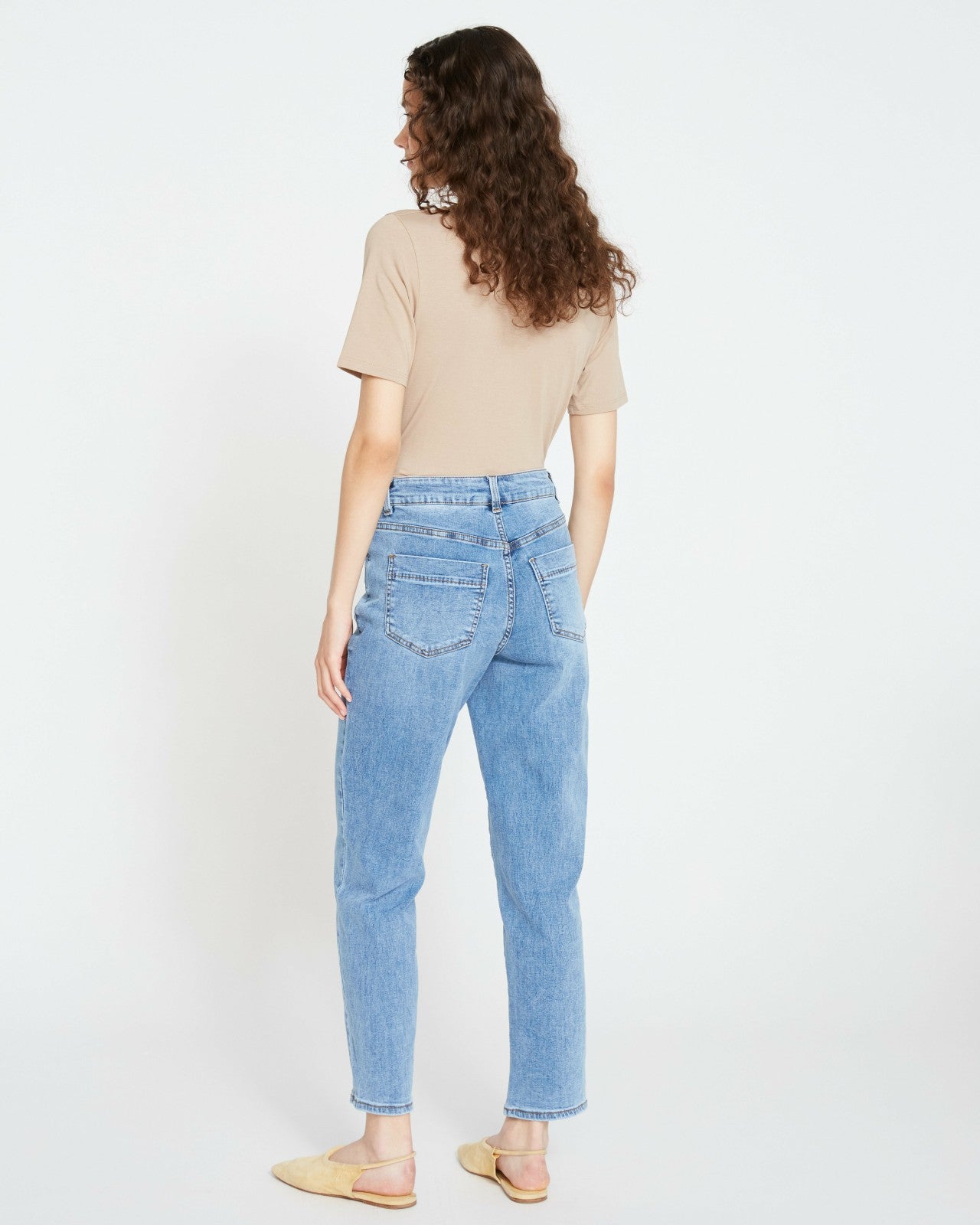 Universal Standard Dylan High Rise Tapered Jeans 29 Inch - Classic Washed Blue
