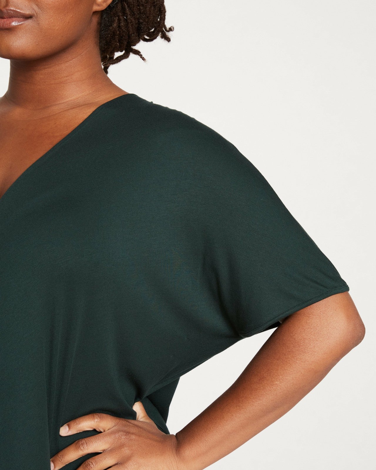 Universal Standard Teresa Liquid Jersey V-Neck Dress - Forest Green