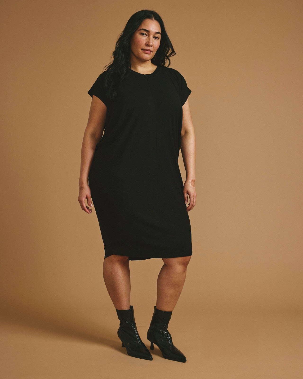 Universal Standard Carrea Relaxed Liquid Jersey Dress - Black