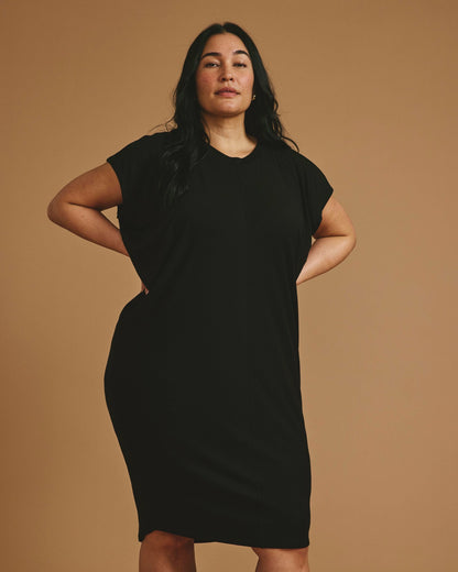 Universal Standard Carrea Relaxed Liquid Jersey Dress - Black