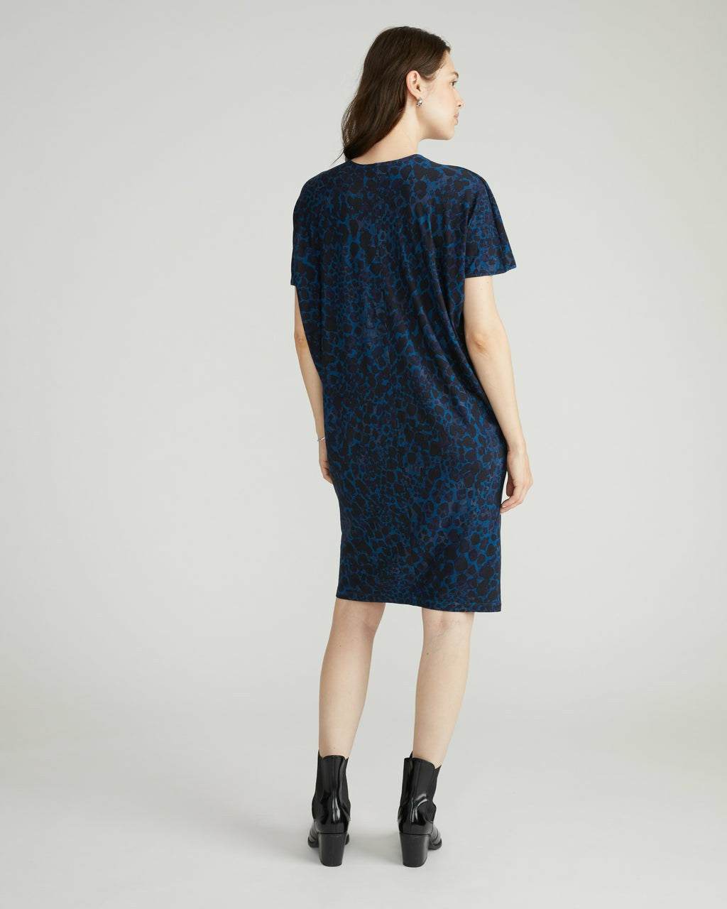 Universal Standard Teresa Liquid Jersey V-Neck Dress - Deep Teal Animal Print