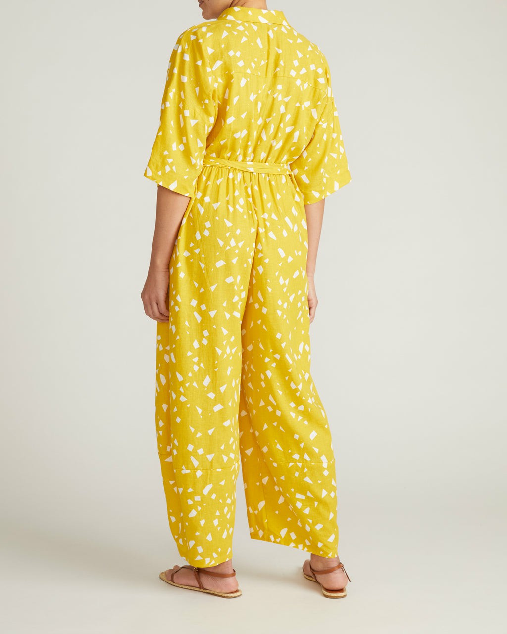 Universal Standard Maggie Barrel Leg Linen Blend Jumpsuit - Yellow Confetti Print
