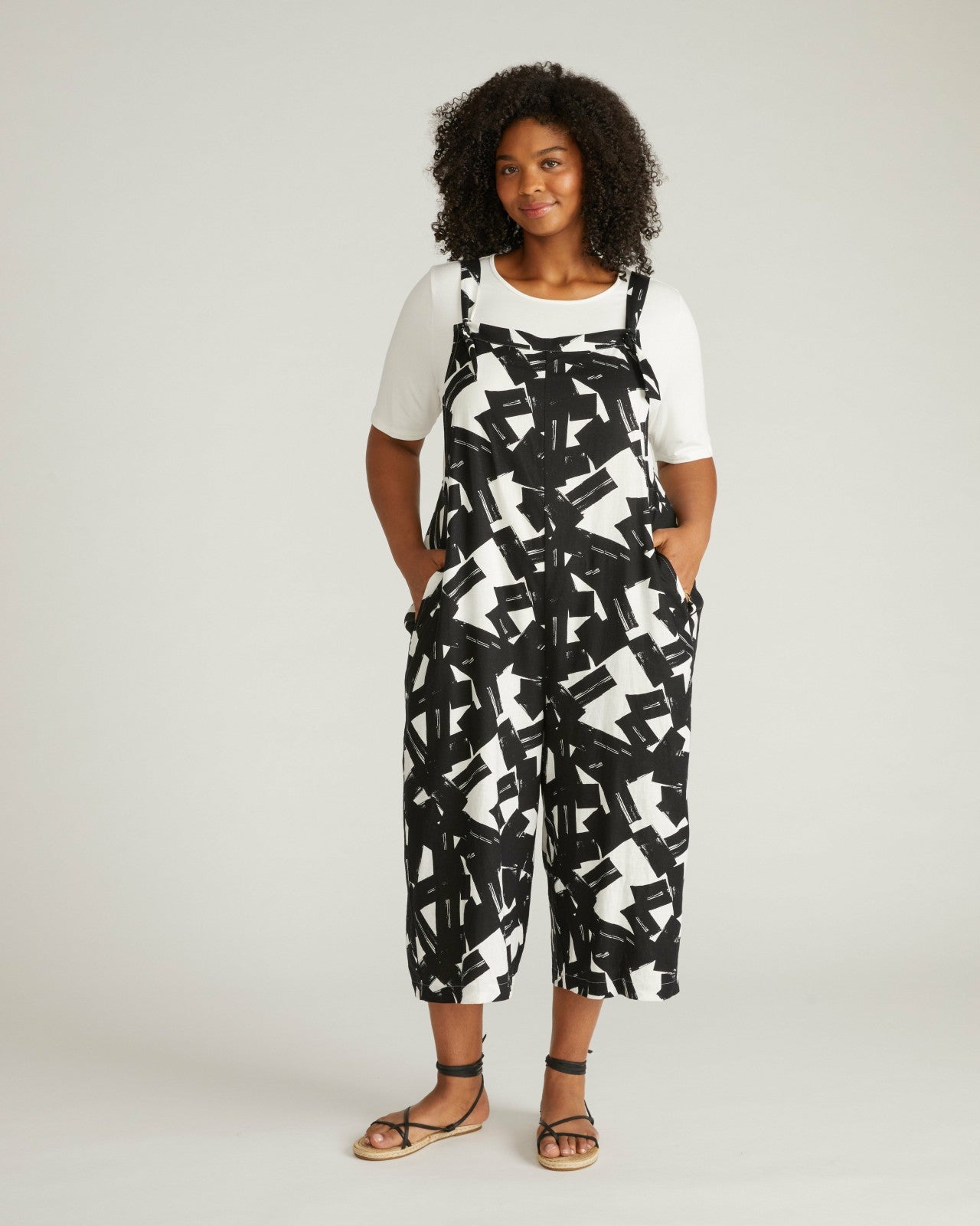 Universal Standard Kora Linen Blend Overalls - Santiago Print